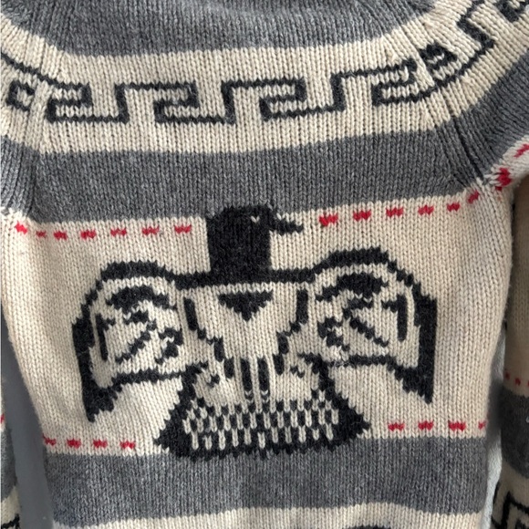 Gray and Cream Patterned Eagle Lambswool Sweater - Picture 6 of 9